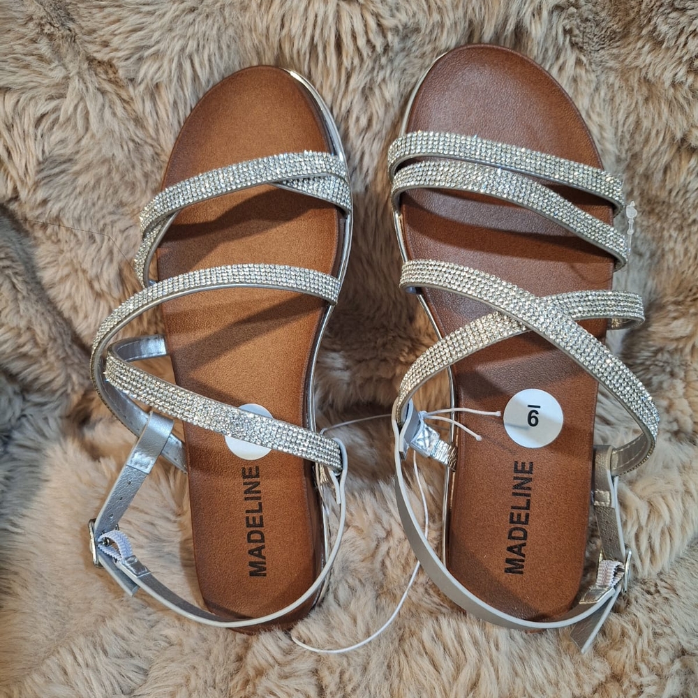 Madeline Women's Silver Sandals